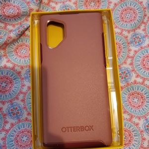 brand new Galaxy Note 10+ otter box